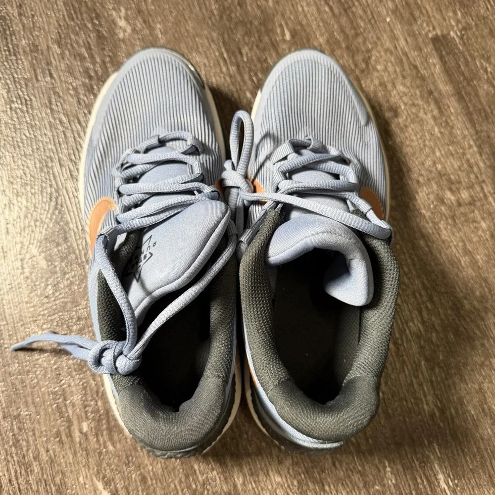 Nike Star Runner 4 Kids Size 5Y Blue Copper Running Shoes DX7615-405 Sneaker